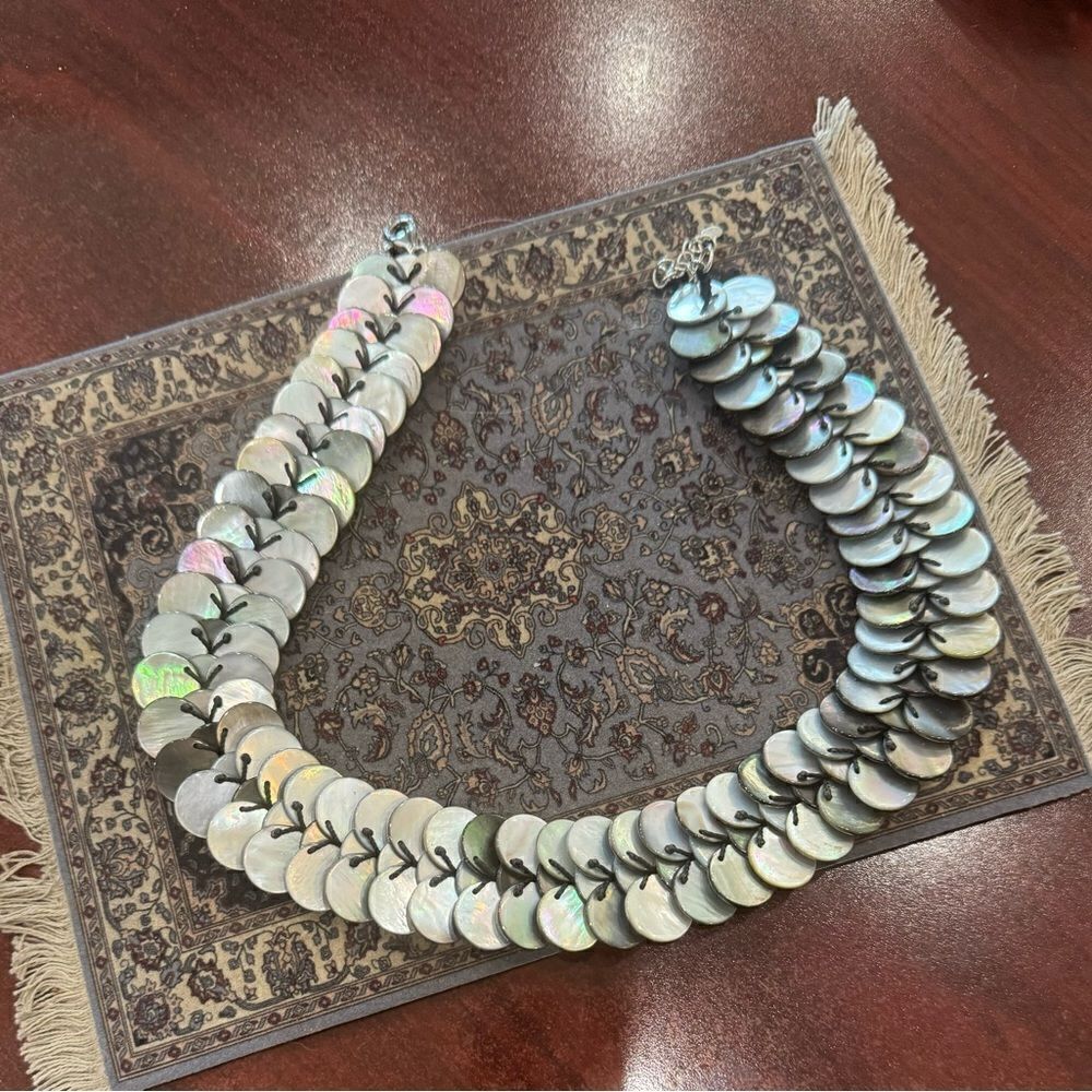 BLACK MOTHER-OF-PEARL STERLING SILVER COLLAR NECKLACE  18"